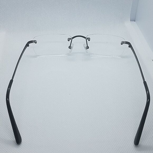 Foster Grant Gun +1.50 Readers - Picture 4 of 6